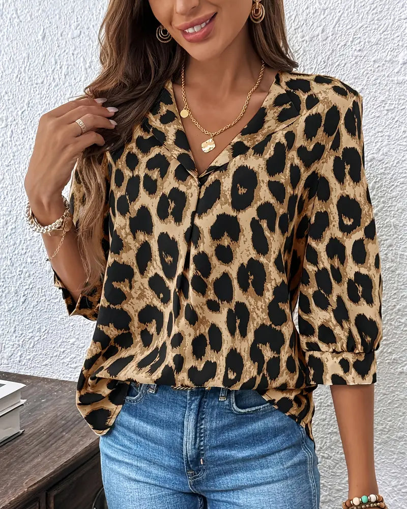 Bluse med halvlange ærmer, leopardprint, vid model