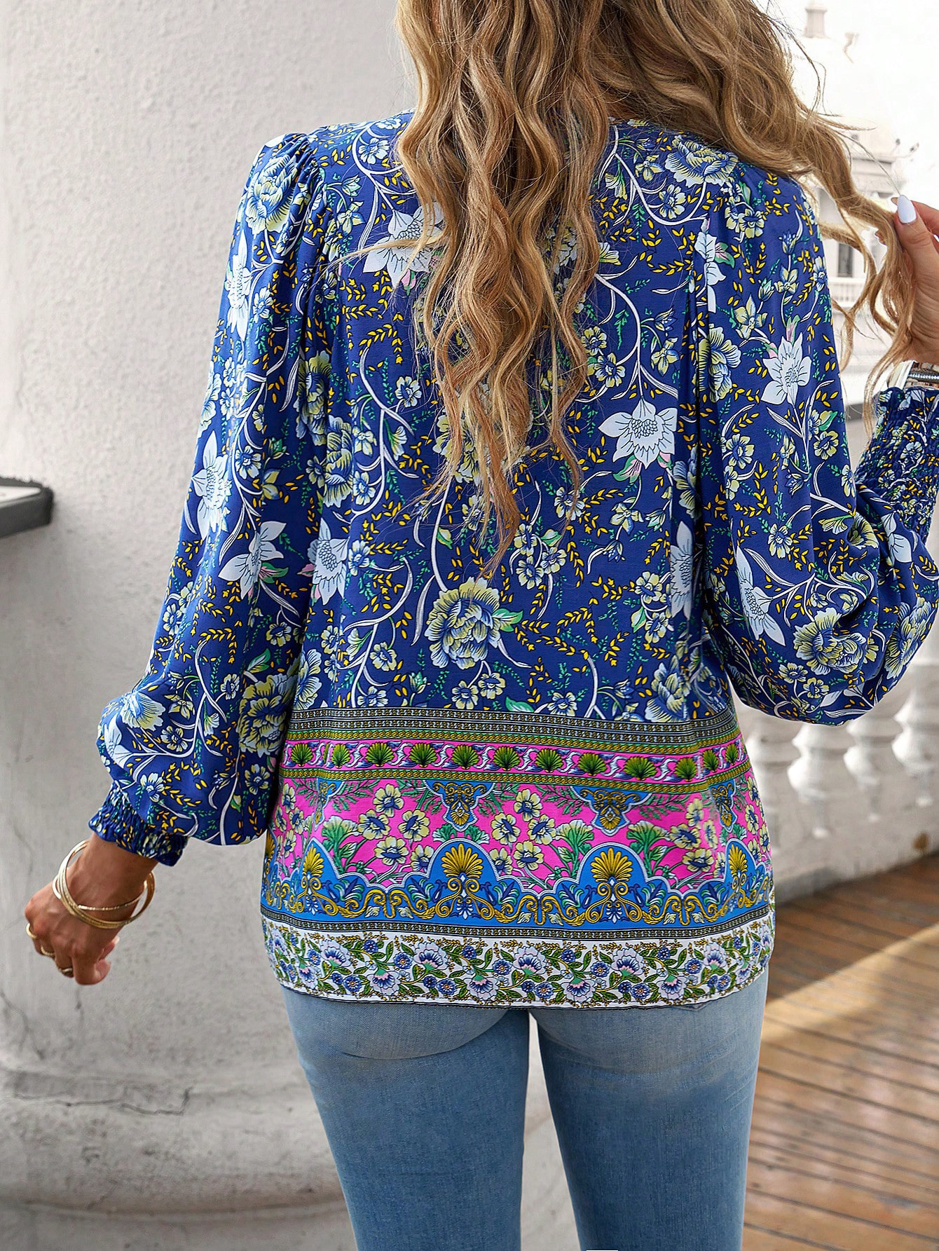 Kaleide™ – Elegant top