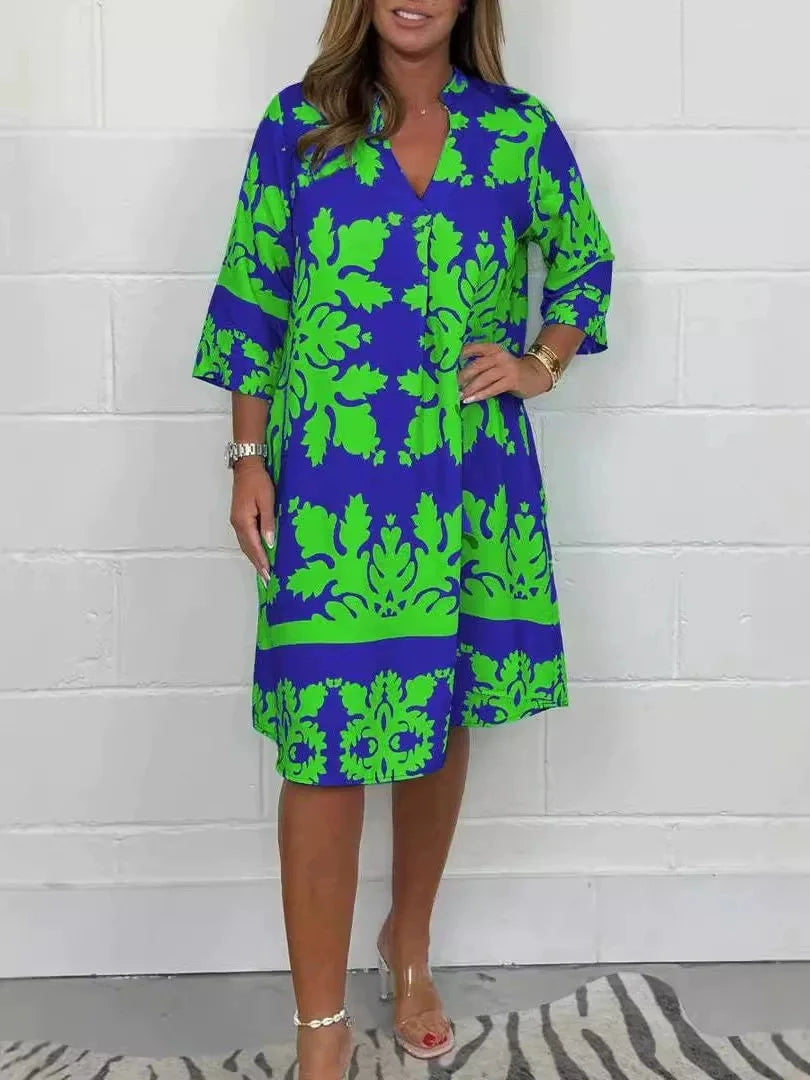 Kaleide™ – Elegant kjole med print