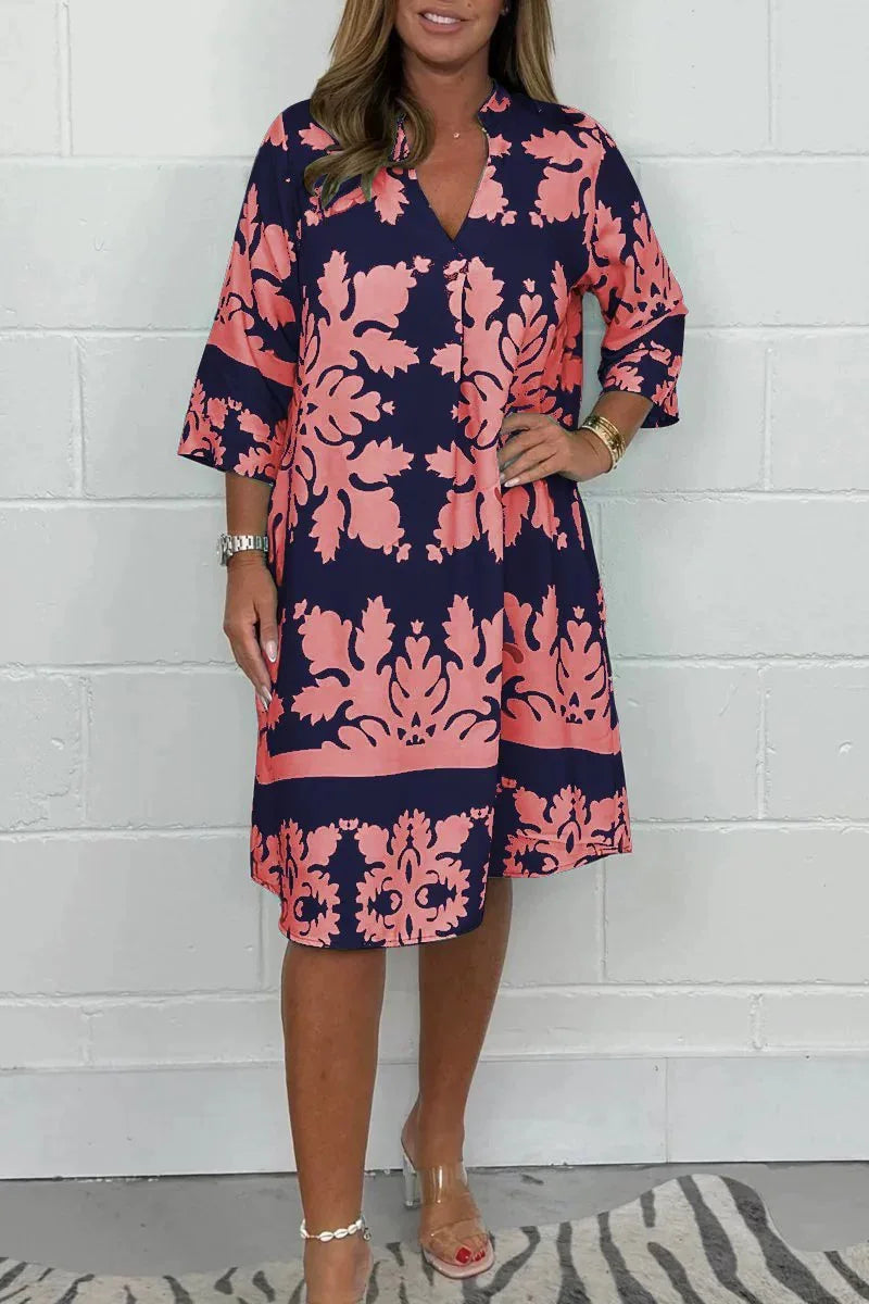 Kaleide™ – Elegant kjole med print