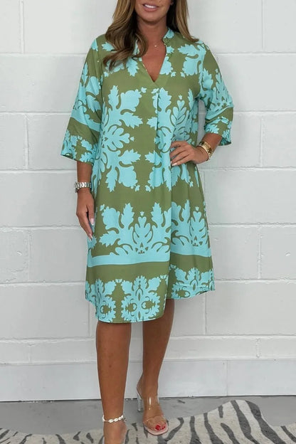 Kaleide™ – Elegant kjole med print