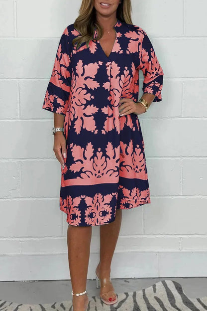 Kaleide™ – Elegant kjole med print