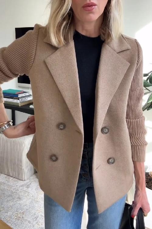 Amora - Elegant Jakke med Strikkede Ærmer